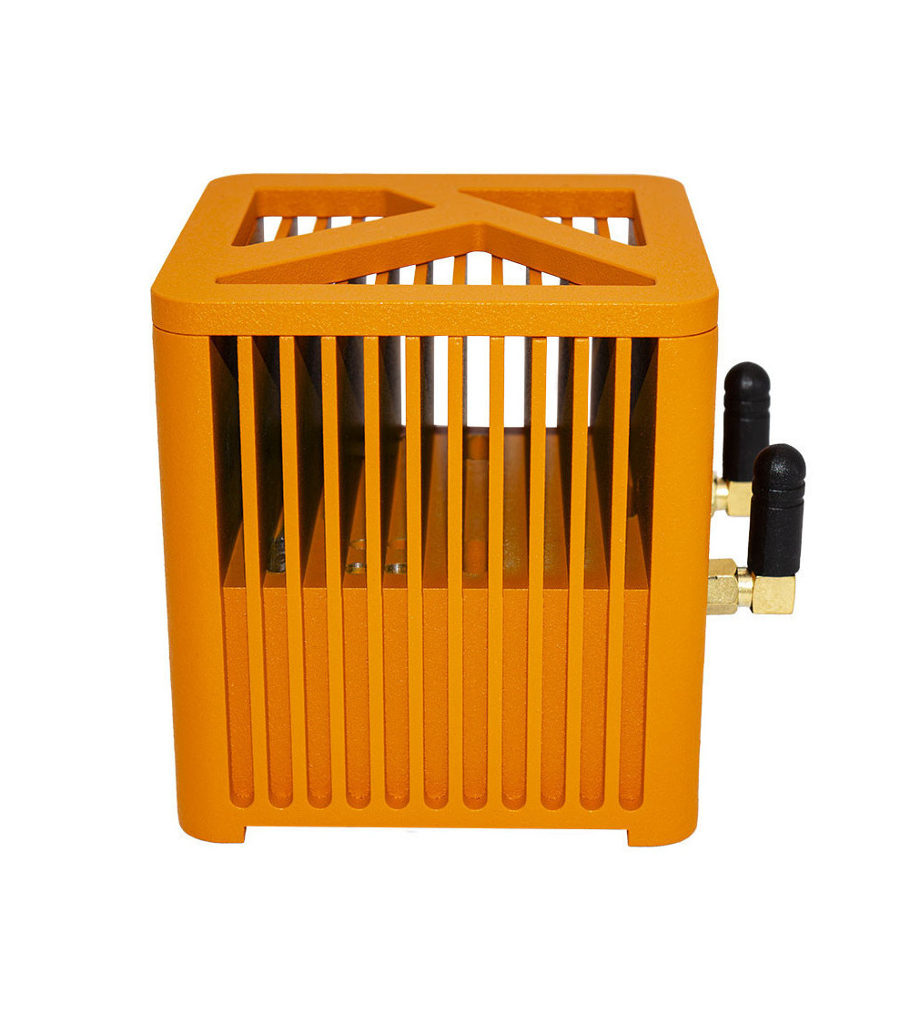 Kubb® Mini – Compact fanless computer with silent aluminium design KUBB ...