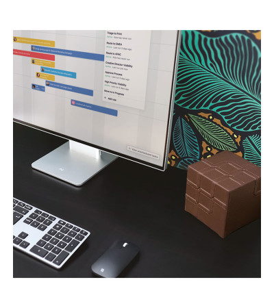 Kubb® Leather: premium mini PC with genuine leather finish – exclusive design and Intel® and AMD technology in a compact format